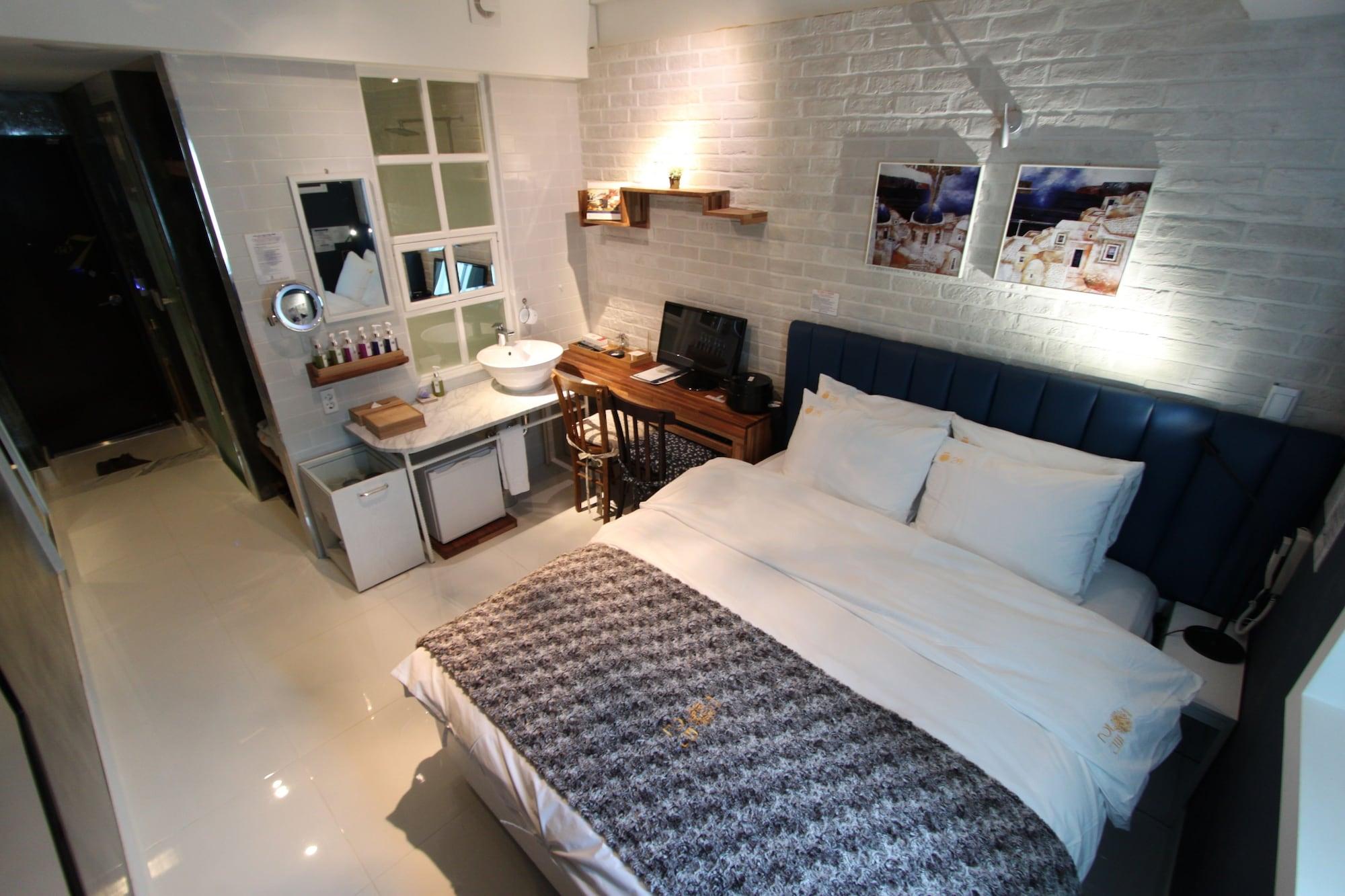 February Hotel Apsan Daegu Eksteriør billede