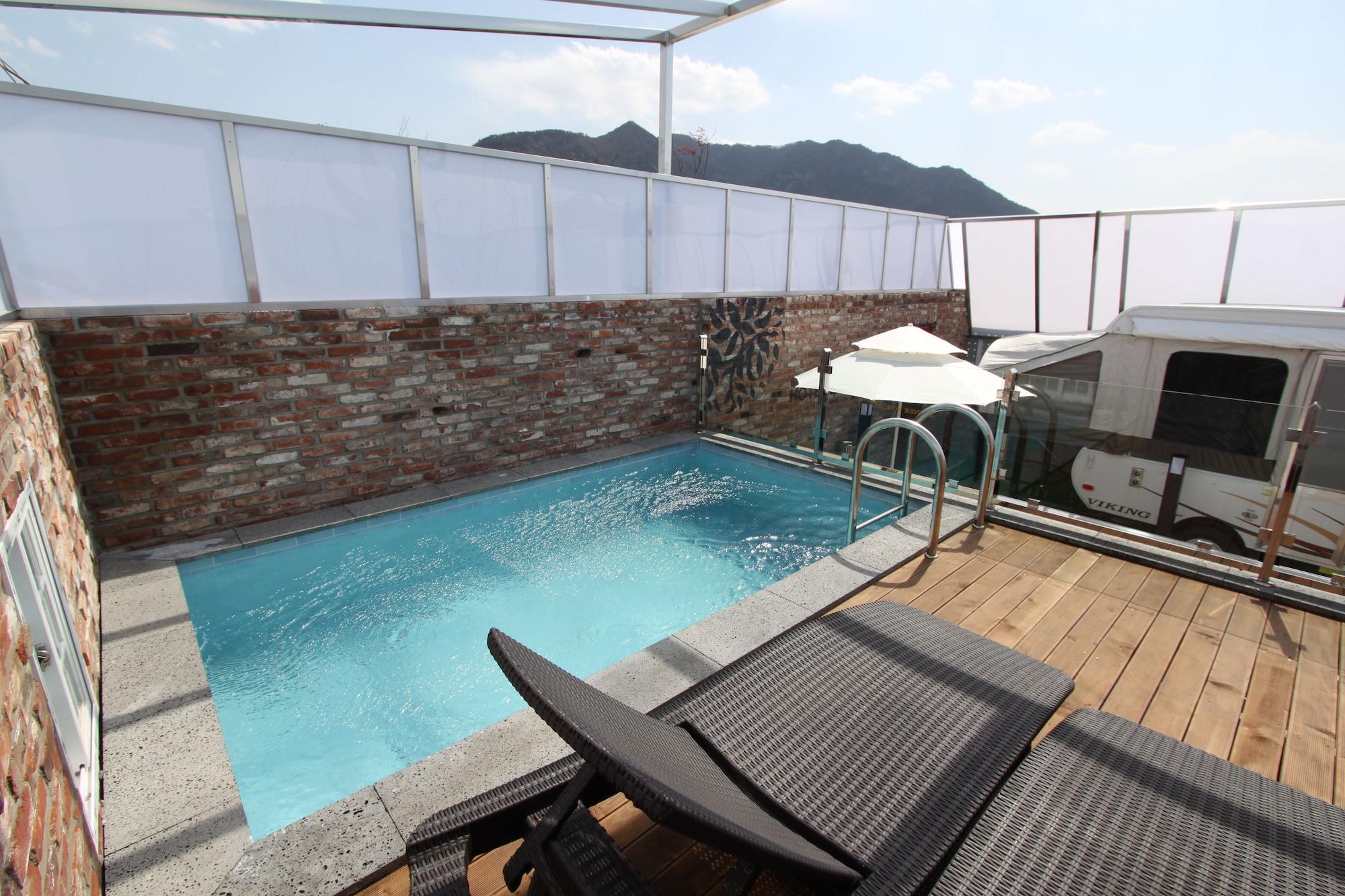February Hotel Apsan Daegu Eksteriør billede