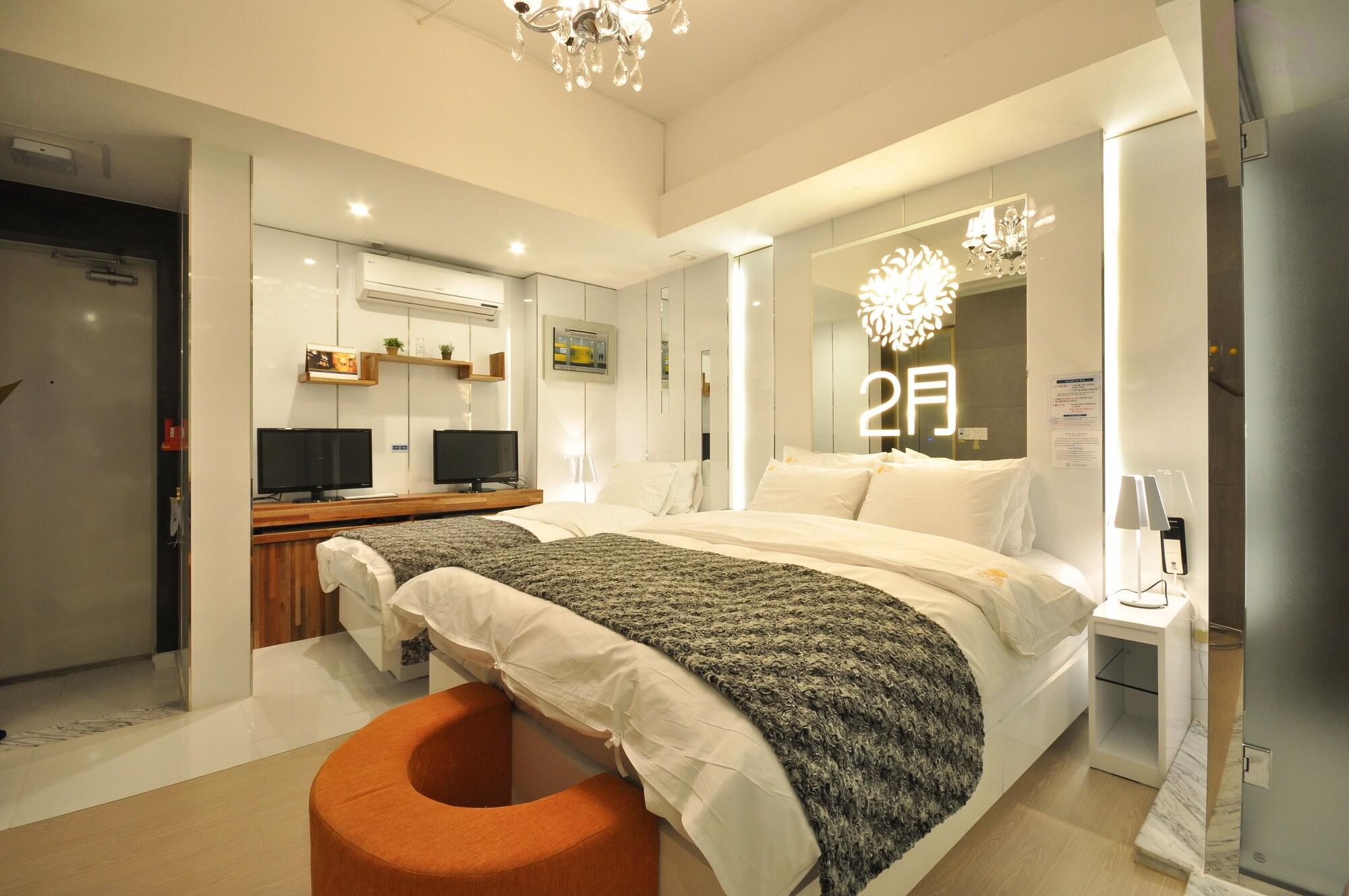 February Hotel Apsan Daegu Eksteriør billede