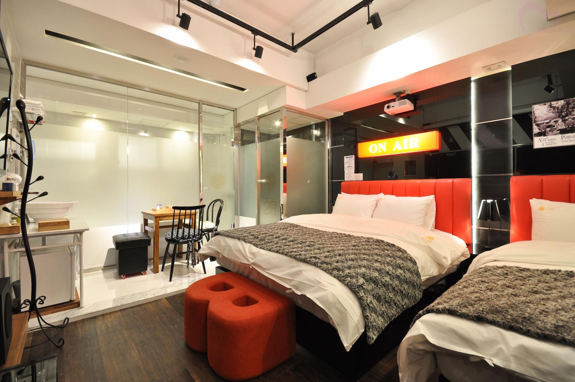 February Hotel Apsan Daegu Eksteriør billede