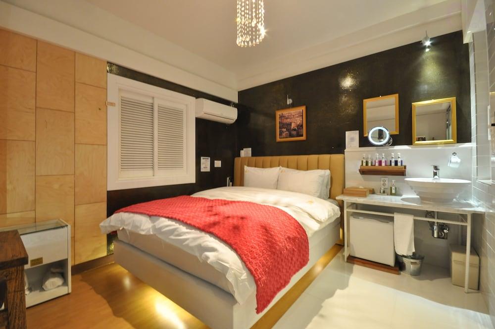 February Hotel Apsan Daegu Eksteriør billede