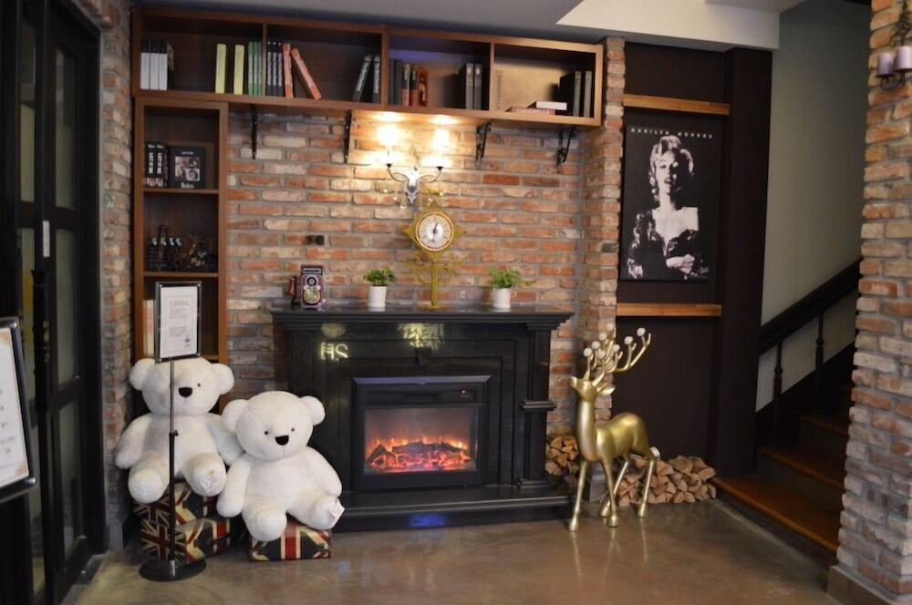 February Hotel Apsan Daegu Eksteriør billede