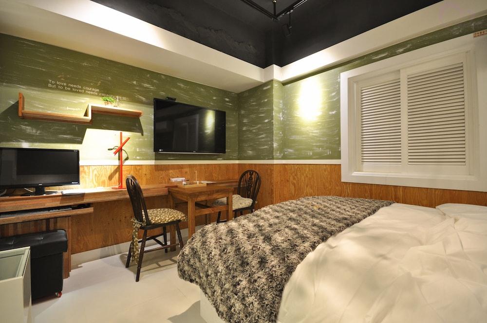 February Hotel Apsan Daegu Eksteriør billede
