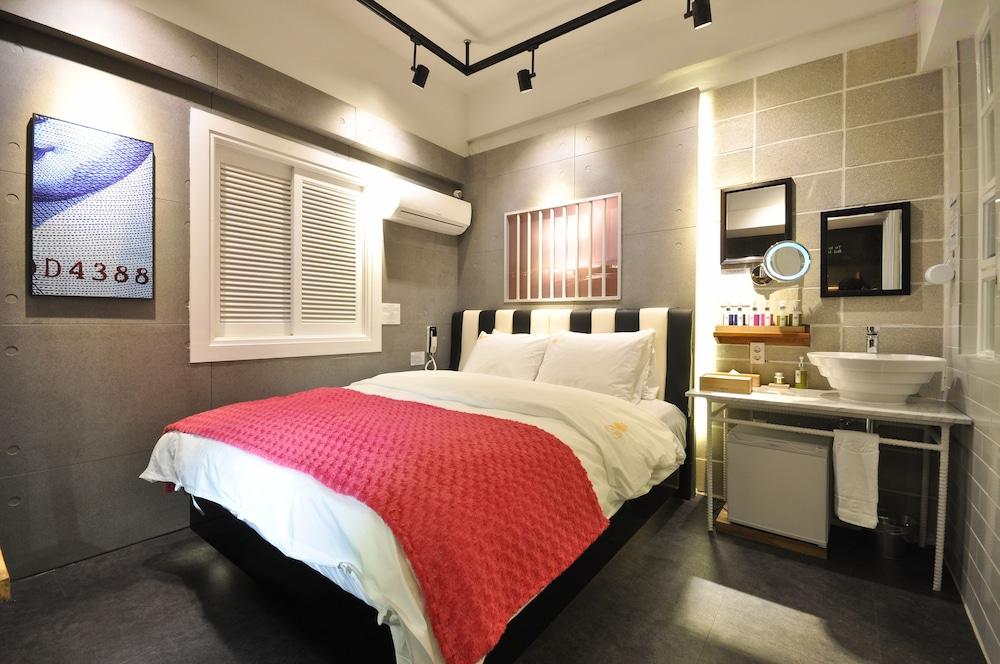 February Hotel Apsan Daegu Eksteriør billede