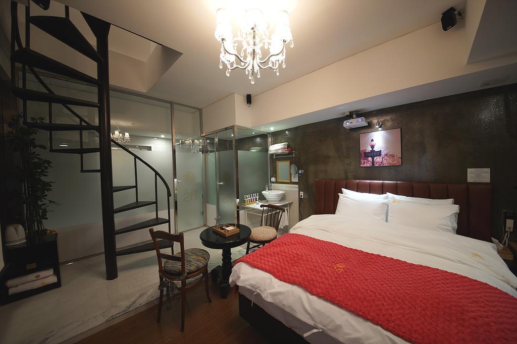 February Hotel Apsan Daegu Eksteriør billede