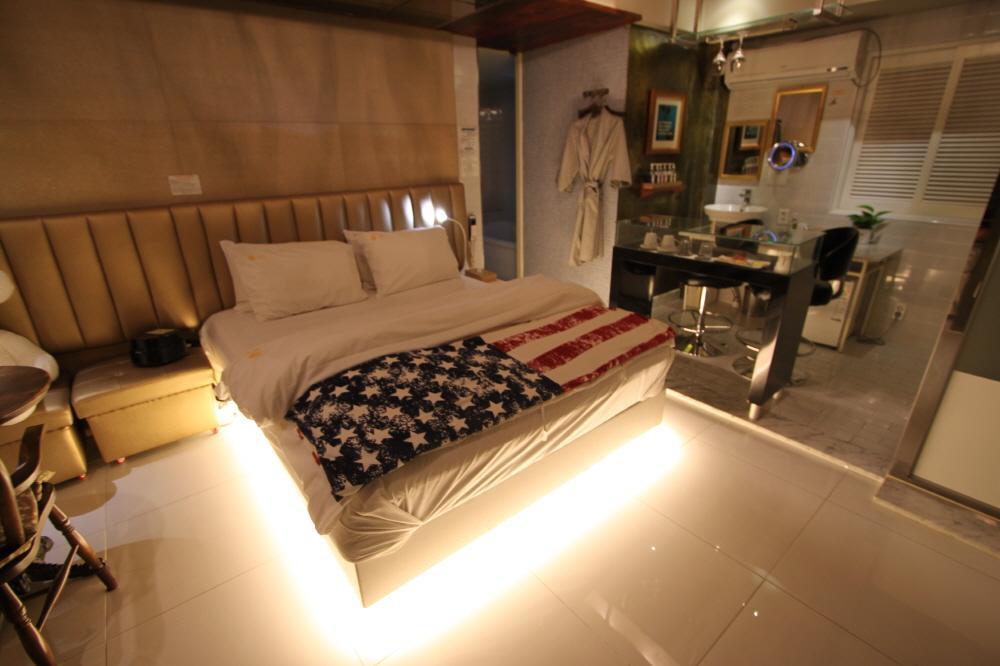 February Hotel Apsan Daegu Eksteriør billede