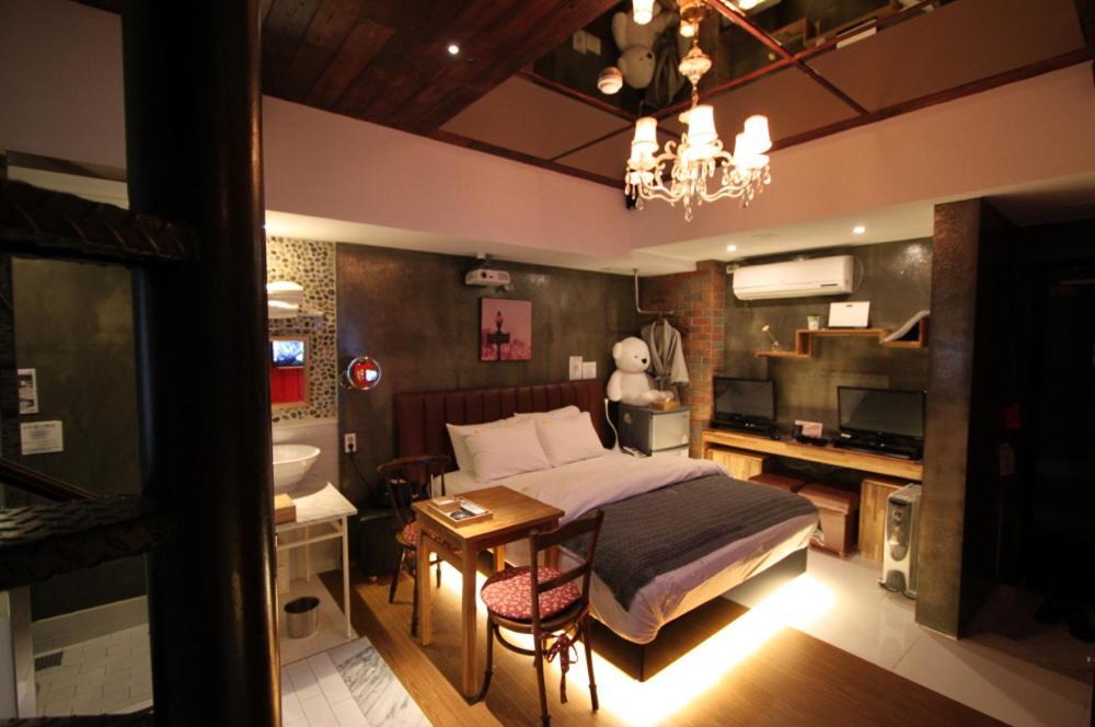 February Hotel Apsan Daegu Eksteriør billede