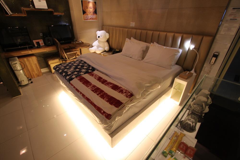 February Hotel Apsan Daegu Eksteriør billede