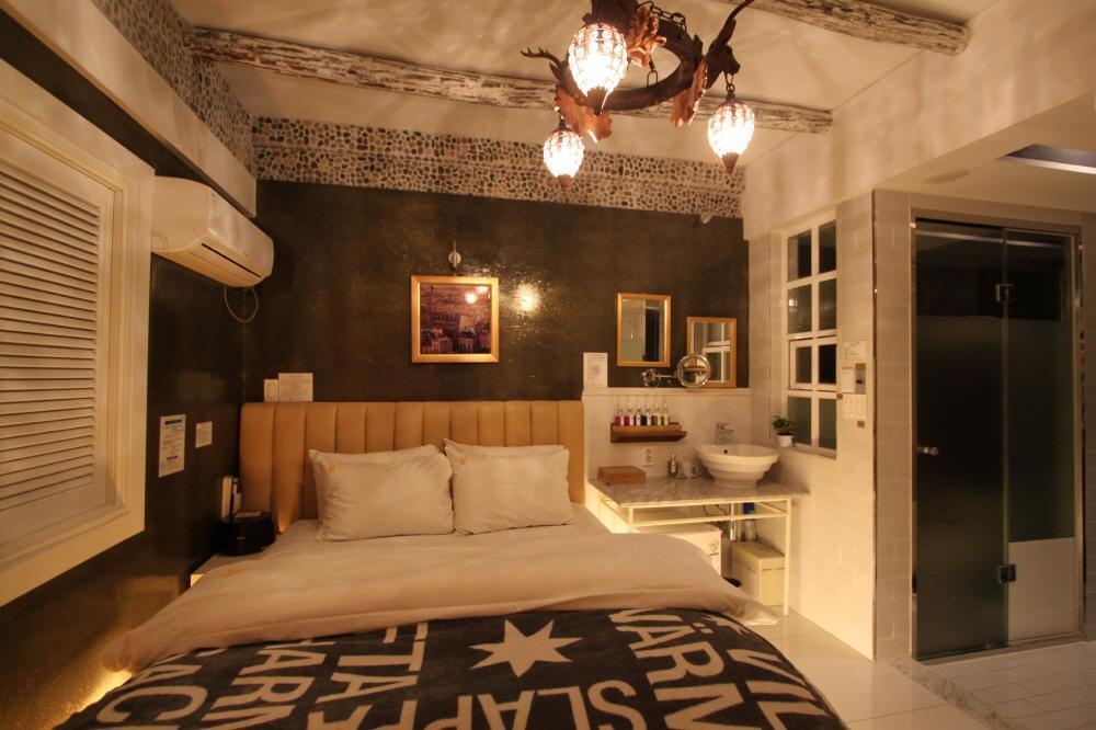 February Hotel Apsan Daegu Eksteriør billede