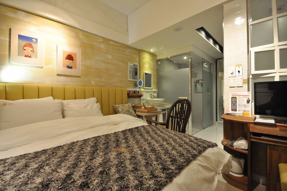 February Hotel Apsan Daegu Eksteriør billede