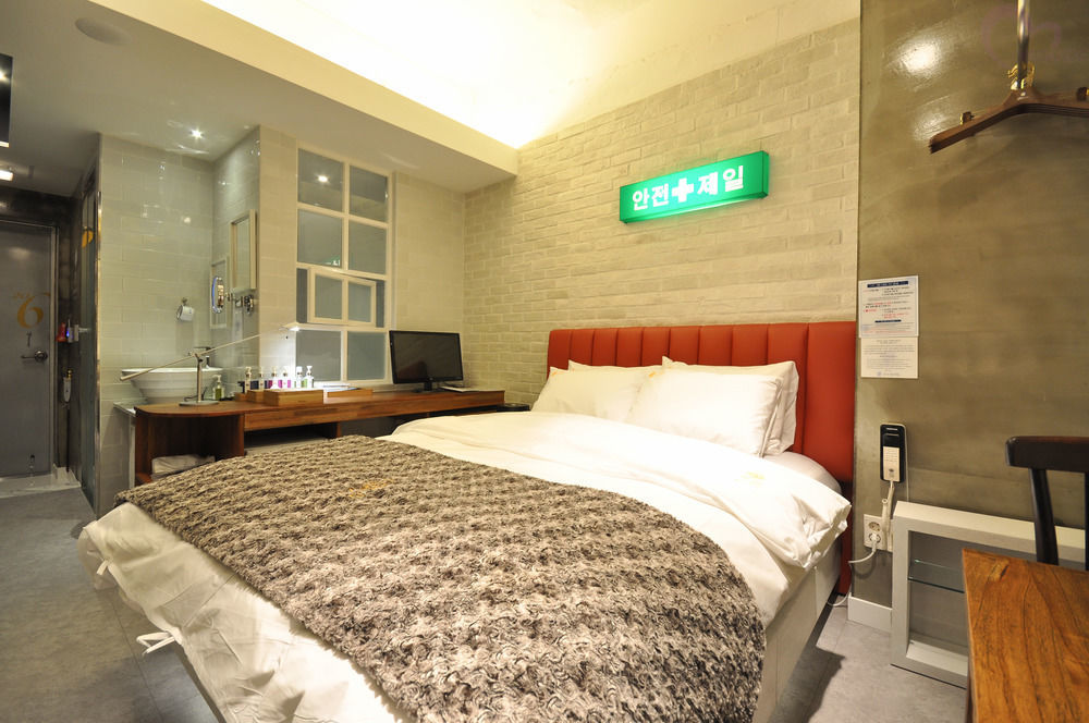 February Hotel Apsan Daegu Eksteriør billede