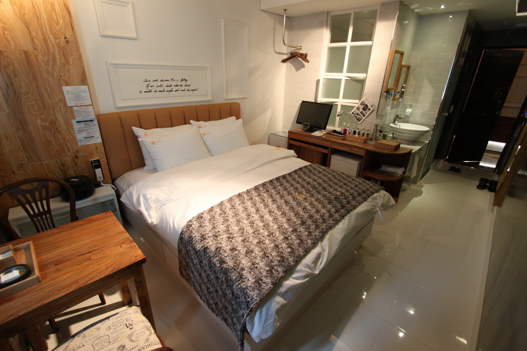 February Hotel Apsan Daegu Eksteriør billede